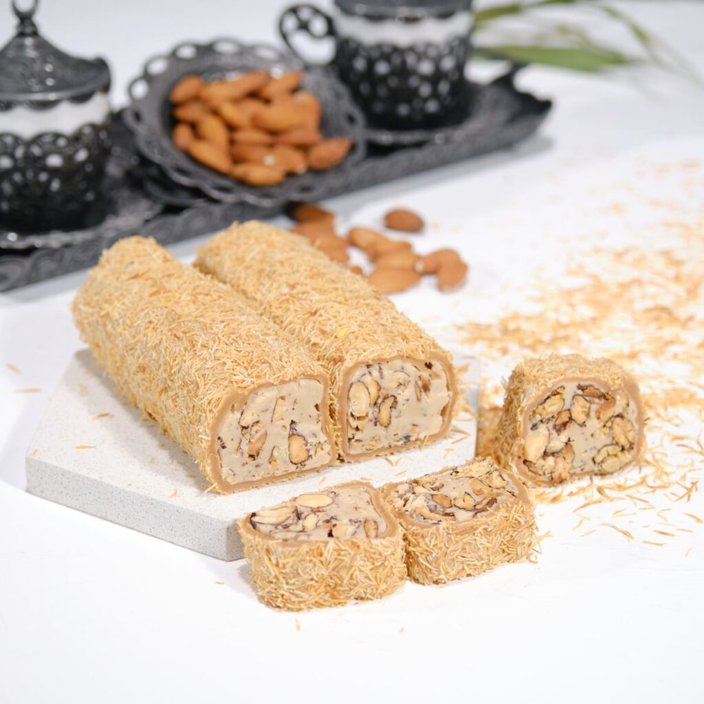 Kadayıflı Badem Kremalı Sarma Lokum
